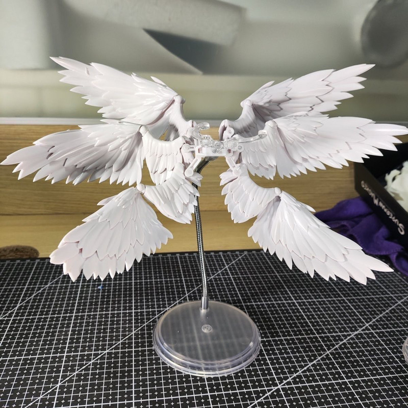 Biało-czarne, sześcioramienne  – Action Figure Stand recenzja i cena